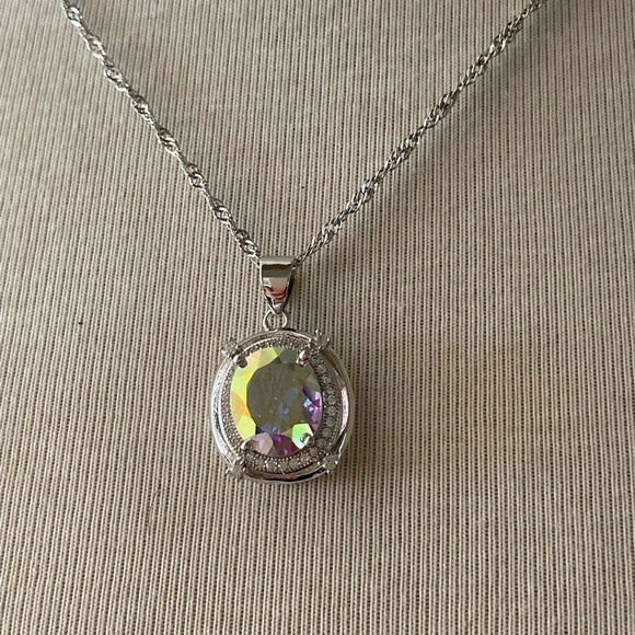 New in box necklace. Delicate silver chain with simulated fire opal m - Picture 2 of 5